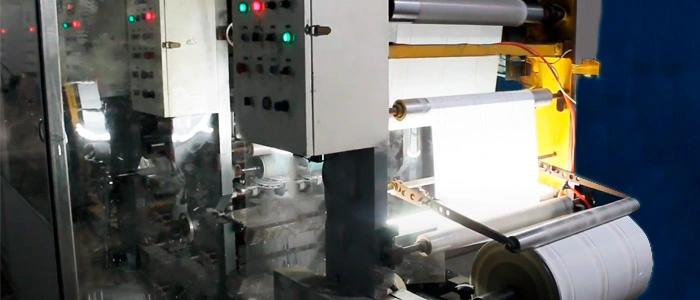 Máquina fabricando fita hot stamping